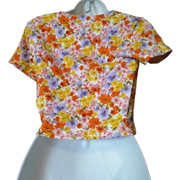 FOREVER 21 Women's Medium Floral Wrap Crop Top With Side Drawstring V-Neck - Picture 5 of 5